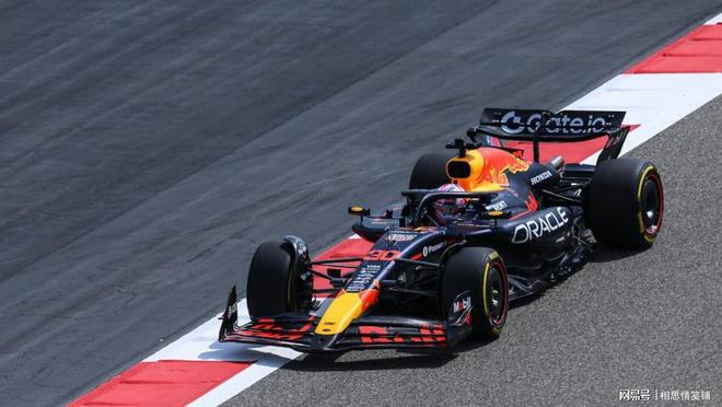 开云官网-阿斯顿马丁横扫梅赛德斯，维斯塔潘刷新纪录